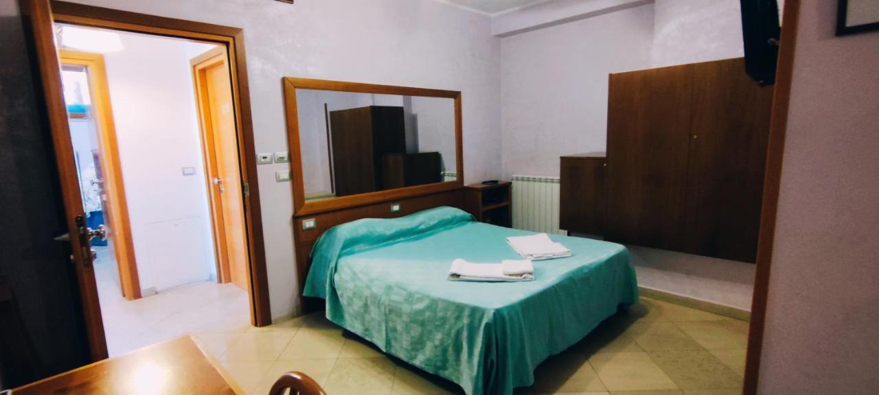 Affittacamere Stranamore Frascati Bagian luar foto