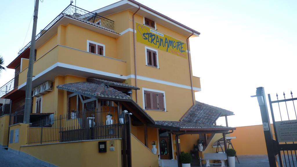 Affittacamere Stranamore Frascati Bagian luar foto