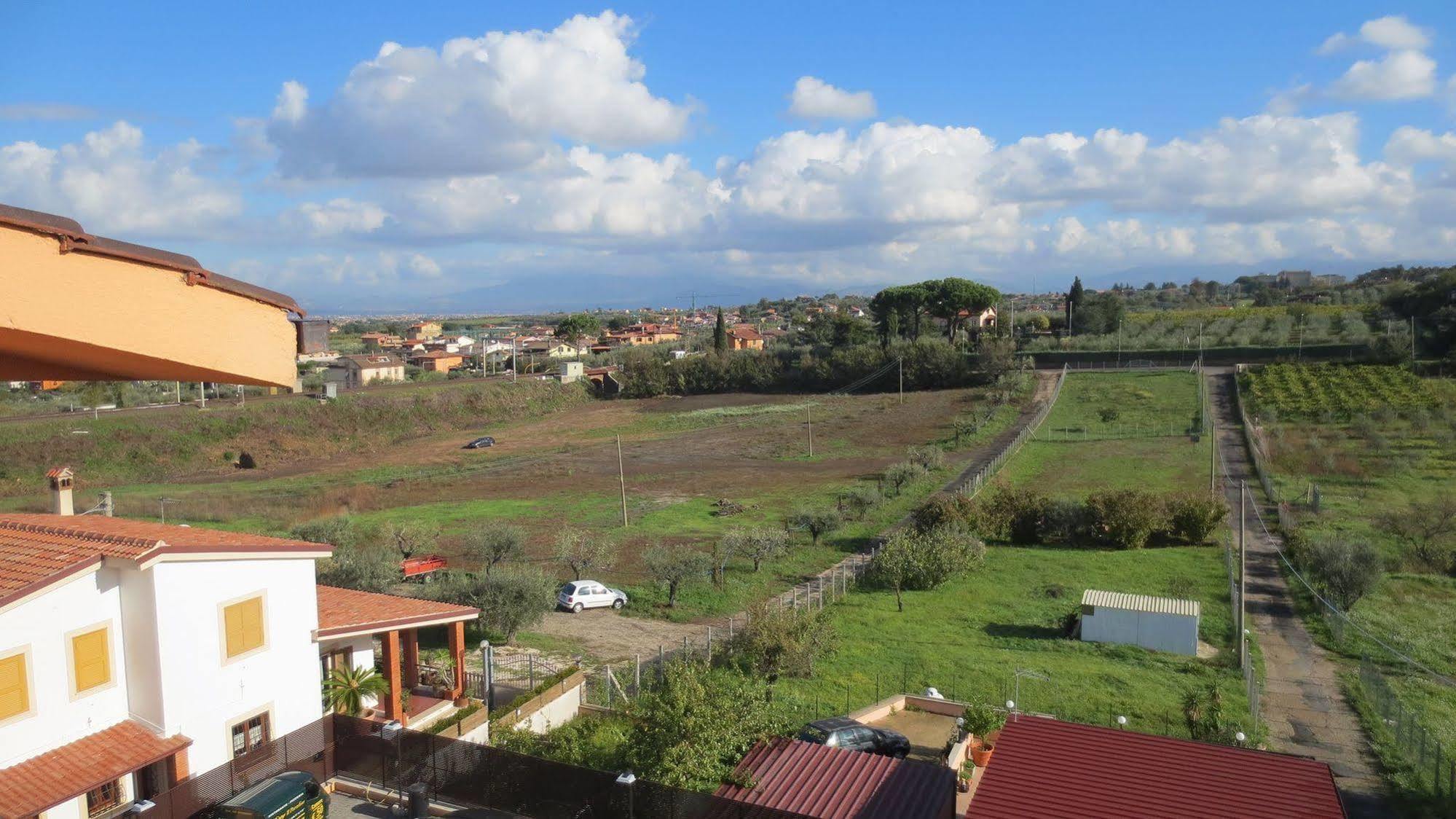 Affittacamere Stranamore Frascati Bagian luar foto